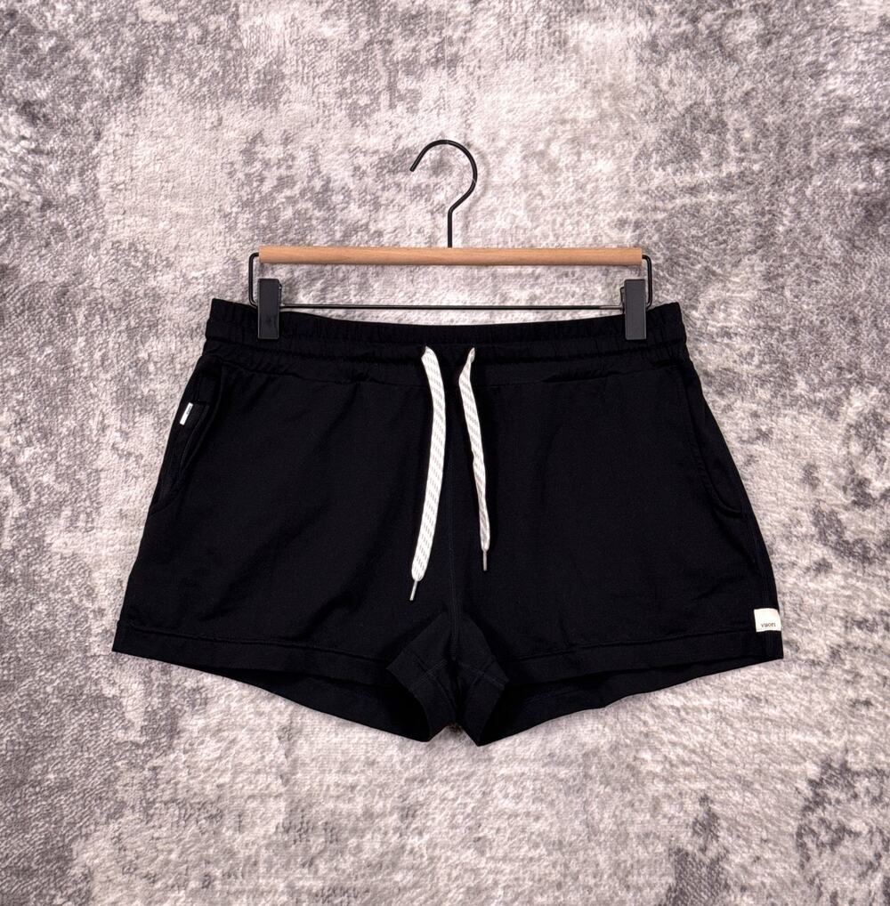 Vuori Halo Performance 2.0 Shorts Medium Womens Black Drawstring
